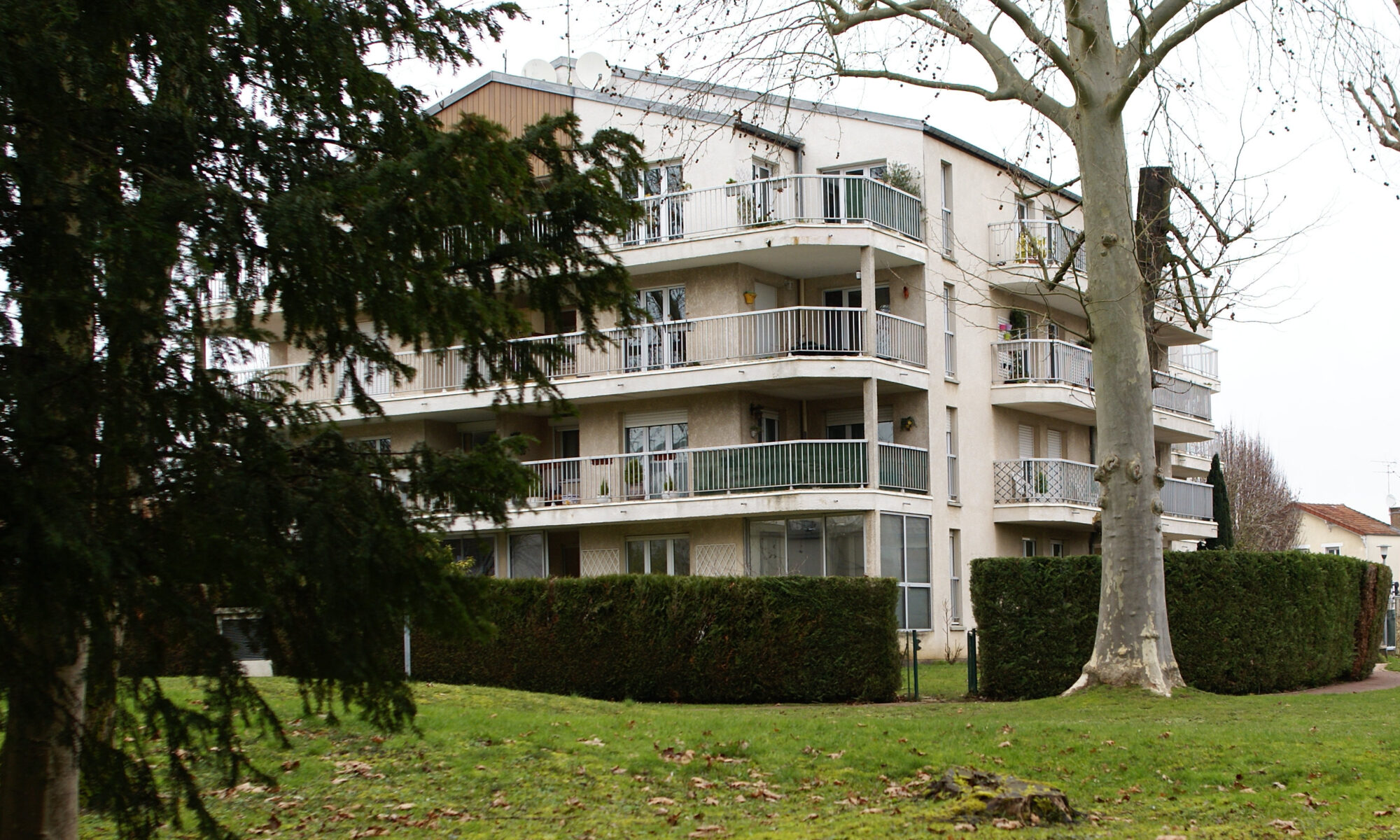 Appartement rez-de- jardin, Le Plessis-trévise (94 420)